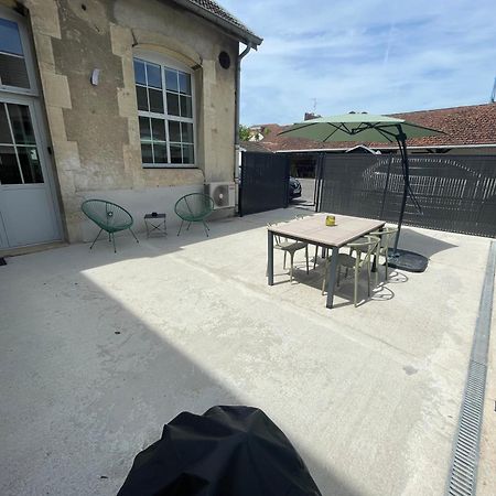 Apartamento Le Cote Cour Dole Exterior foto
